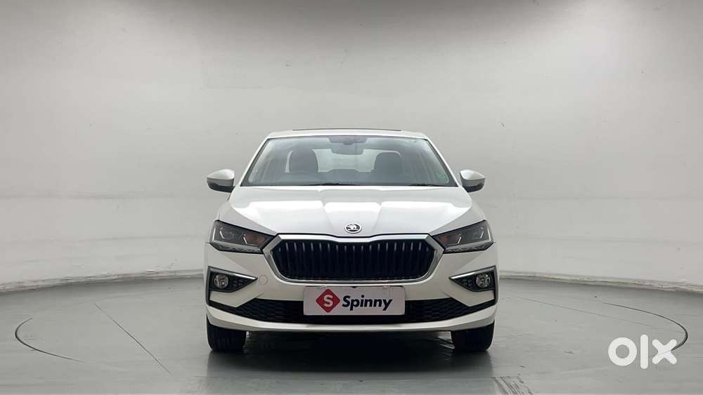 Skoda Slavia Style 1.0l Tsi Mt, 2022, Petrol