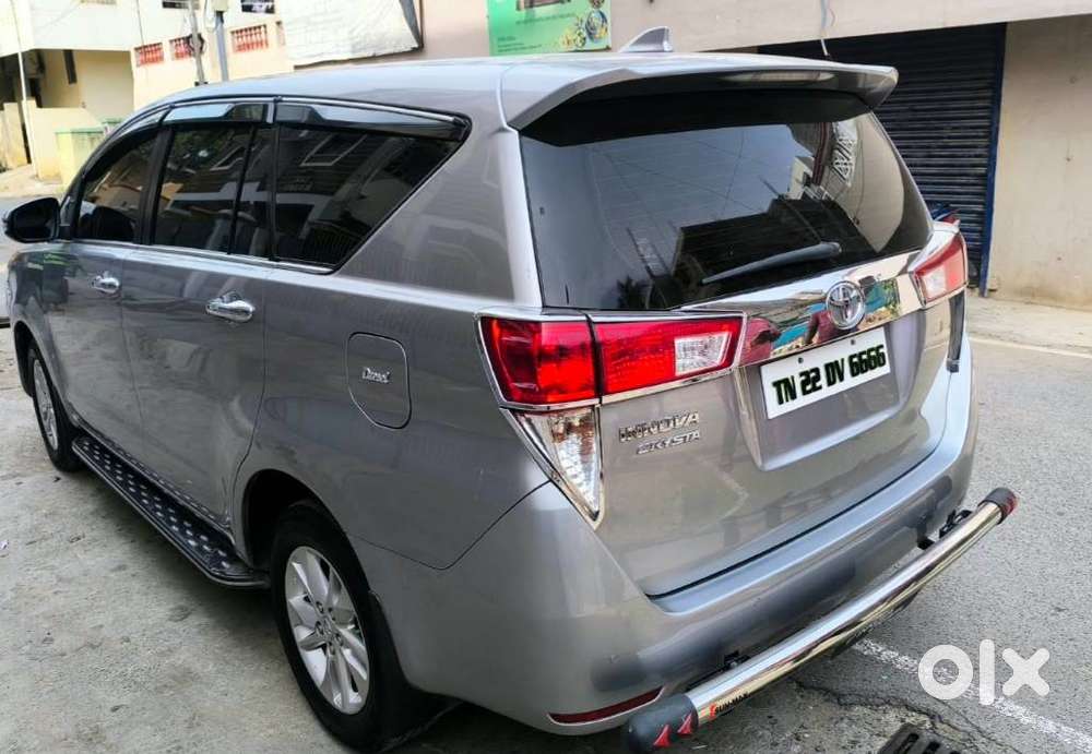 Toyota Innova Crysta 2.4 G Plus Mt 8s, 2020, Diesel