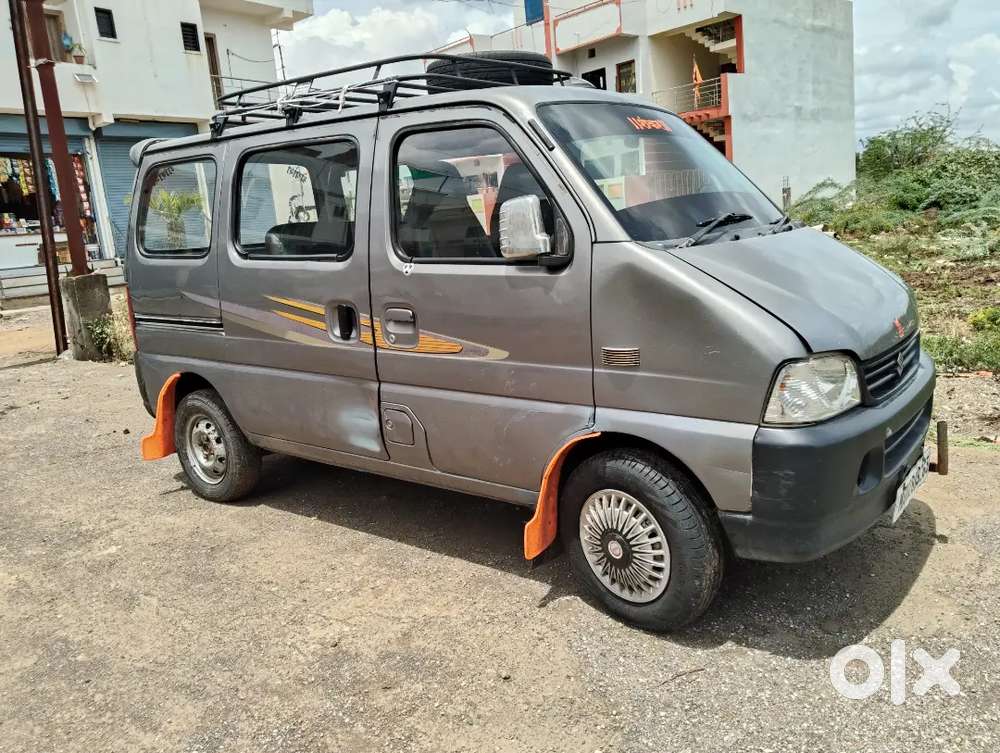 Ecco Petrol+cng आहे
