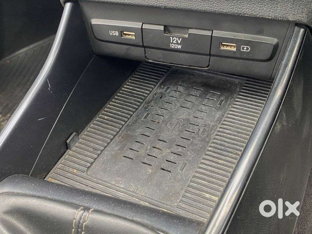 Hyundai I20 Petrol Asta, 2023, Petrol