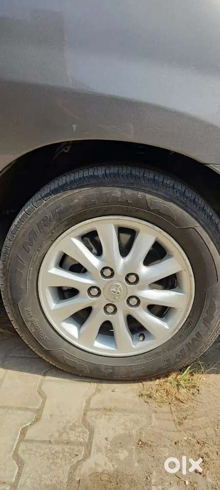 Toyota Innova 2013 Diesel Well Maintained