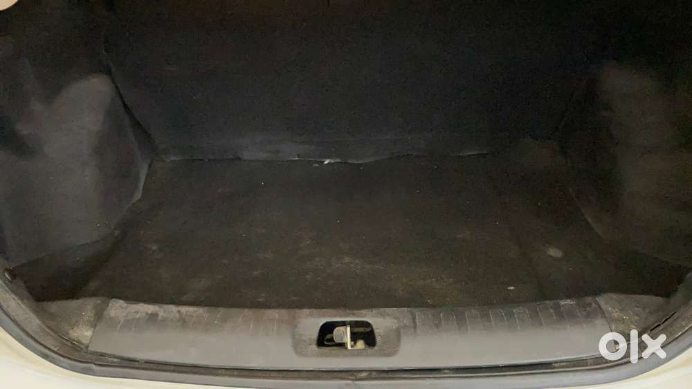 Maruti Suzuki Swift Dzire Vxi 1.2, 2015, Petrol