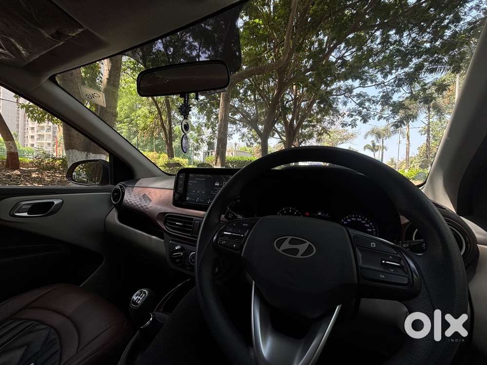 Hyundai Aura 2025 Cng & Hybrids Well Maintained