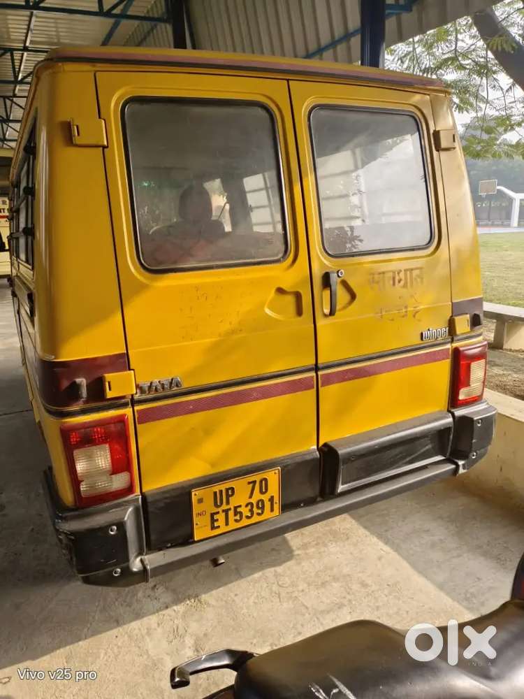 Tata Winger 2012