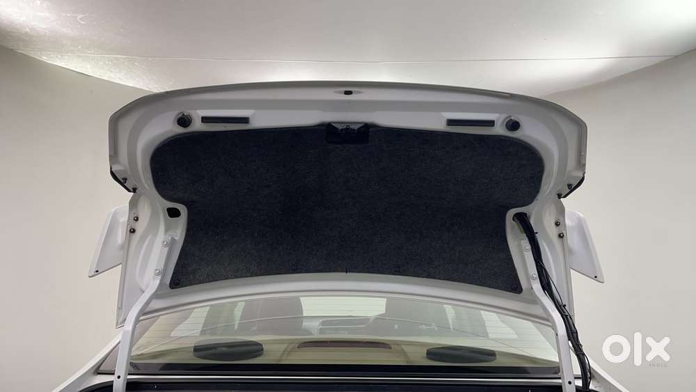 Honda City 1.5 V 4th Gen I-vtec Mt, 2022, Petrol