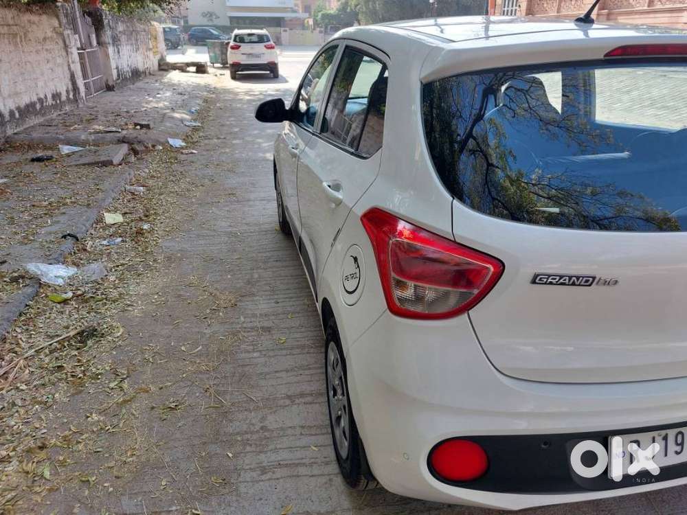 Hyundai Grand I10 1.2 Kappa Sportz Option, 2017, Petrol