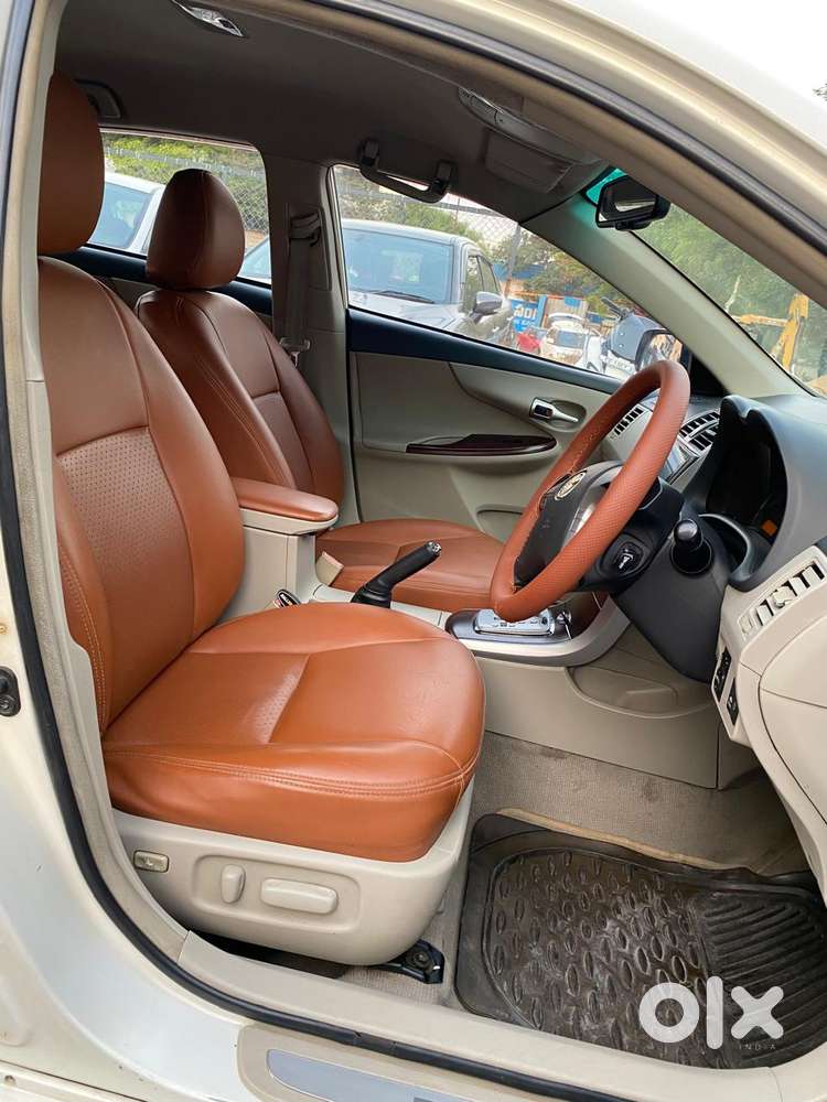Toyota Corolla Altis [ ] 1.8 Vl At, 2011, Petrol