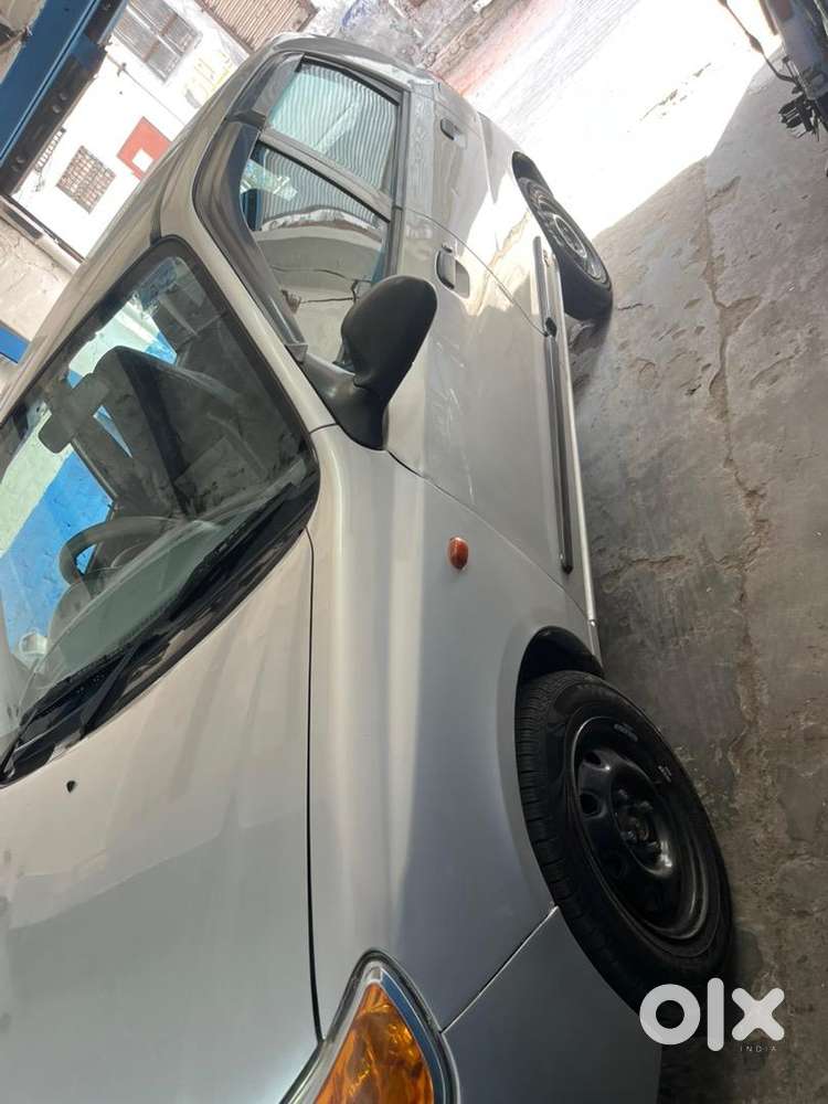 Maruti Suzuki 2012 Manual Petrol