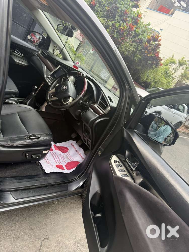 Toyota Innova Crysta 2.4 Z 7 Str, 2017, Diesel