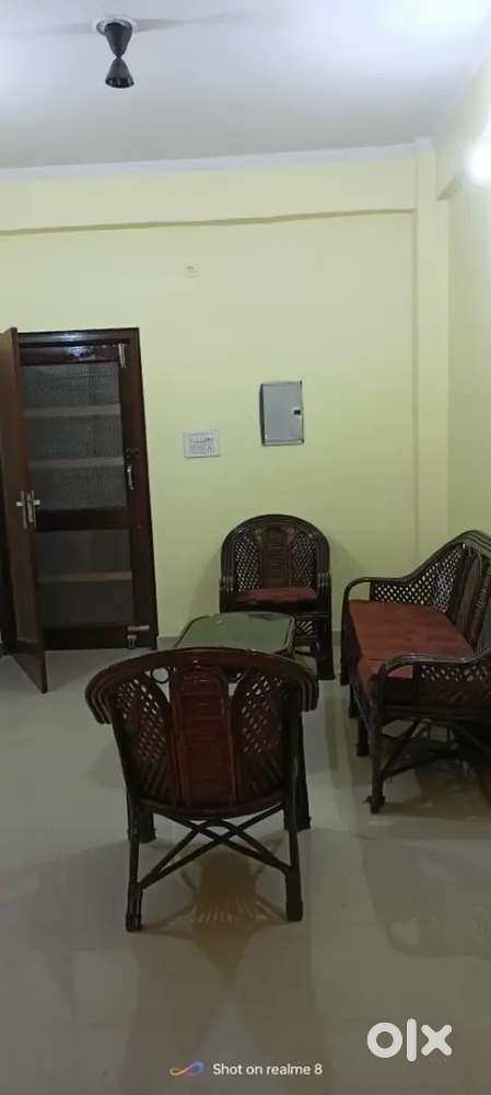 For Rent 2BHK Flat in 1 floor