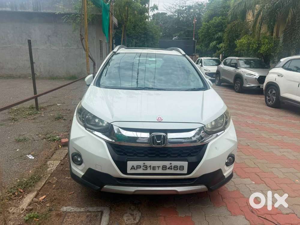 Small Crack On Windsheild, Cricket Ball Hit