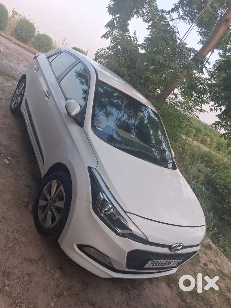 Hyundai I20 2015 Diesel 130000 Km Driven