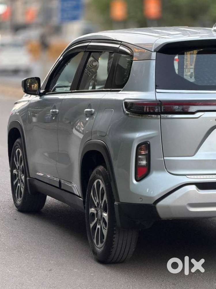 Maruti Suzuki Grand Vitara 1.5 Delta Smart Hybrid At, 2024, Petrol