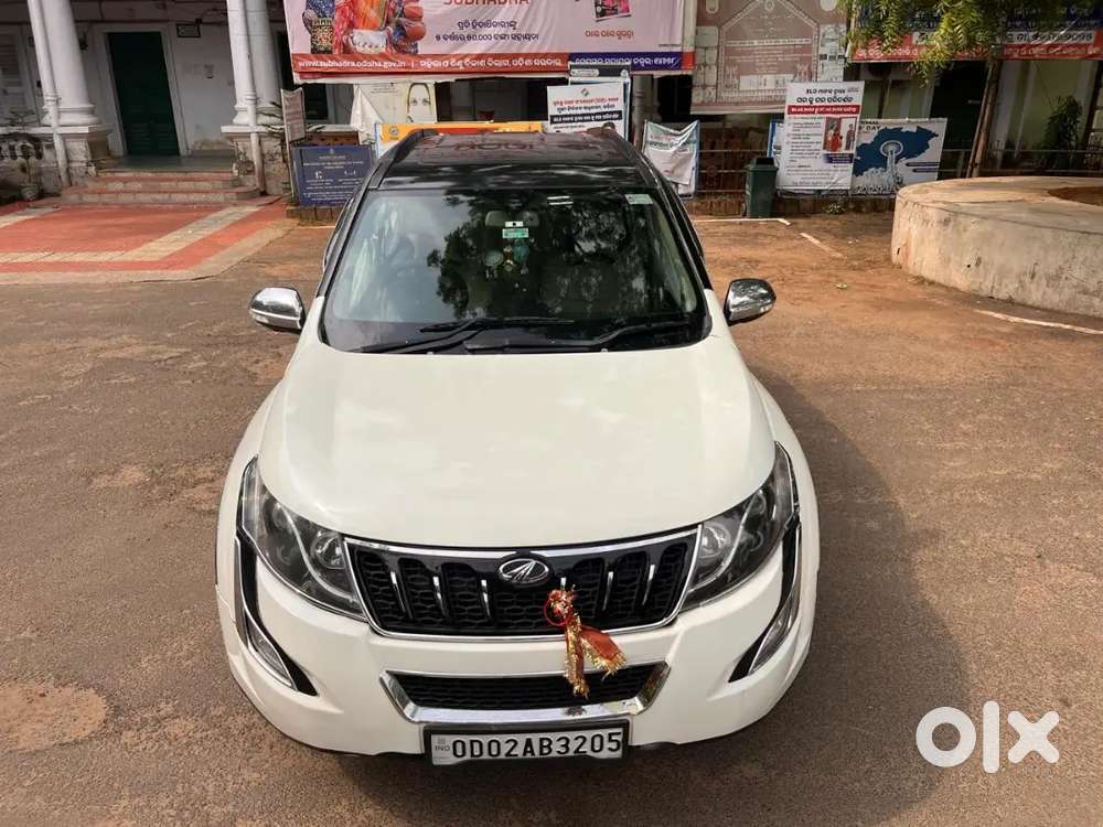 Best Condition Duel Tone Raw Power Xuv 500 W10 Top Model