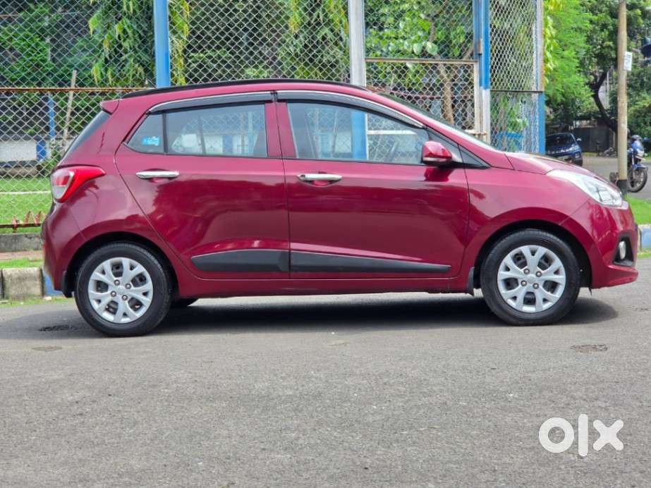 Hyundai Grand I10 Sportz, 2016, Petrol