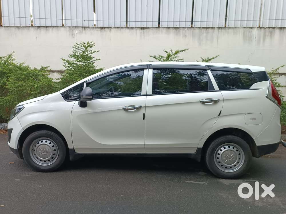 Mahindra Marazzo M4 8str, 2020, Diesel