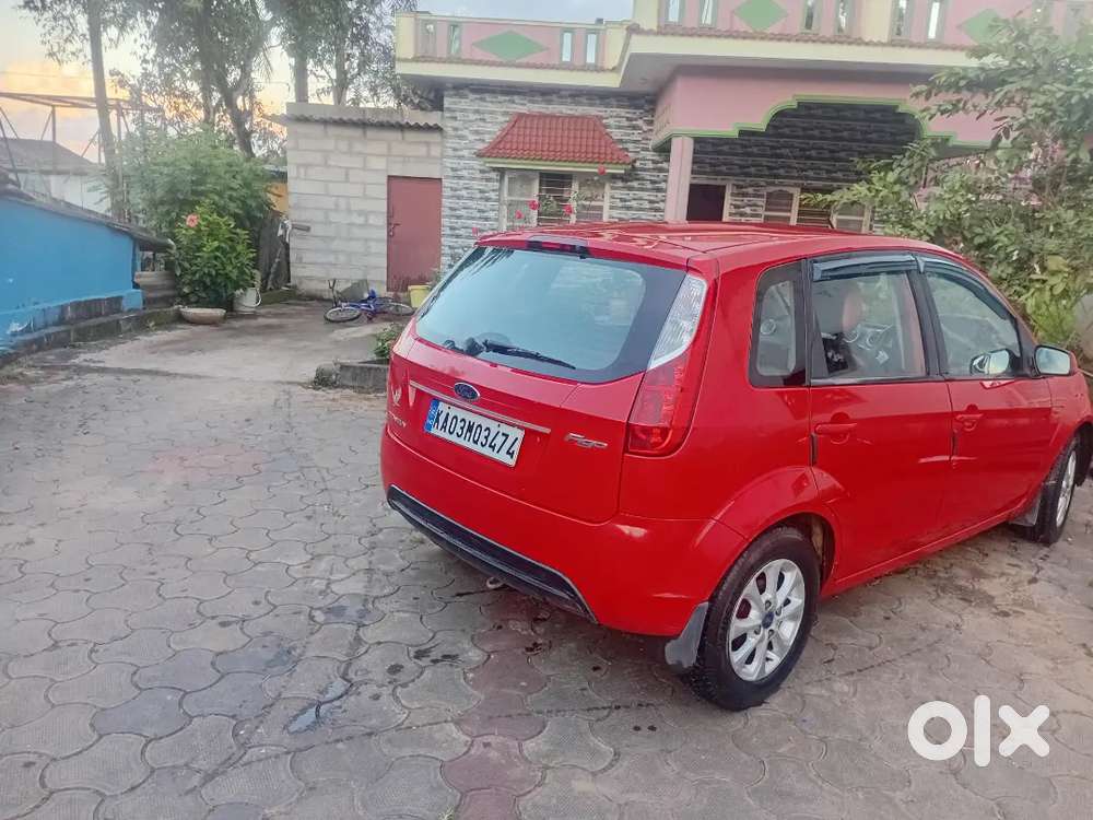 Ford Figo Petrol 2012
