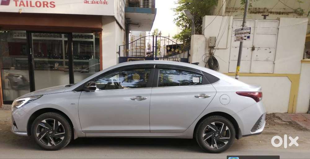 Hyundai Verna 2023 Petrol 21500 Km Driven