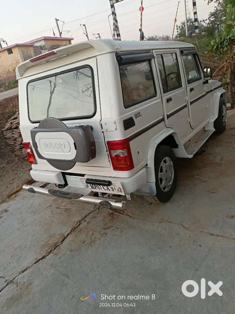 Hame Mahindra Ki Car Bechni H