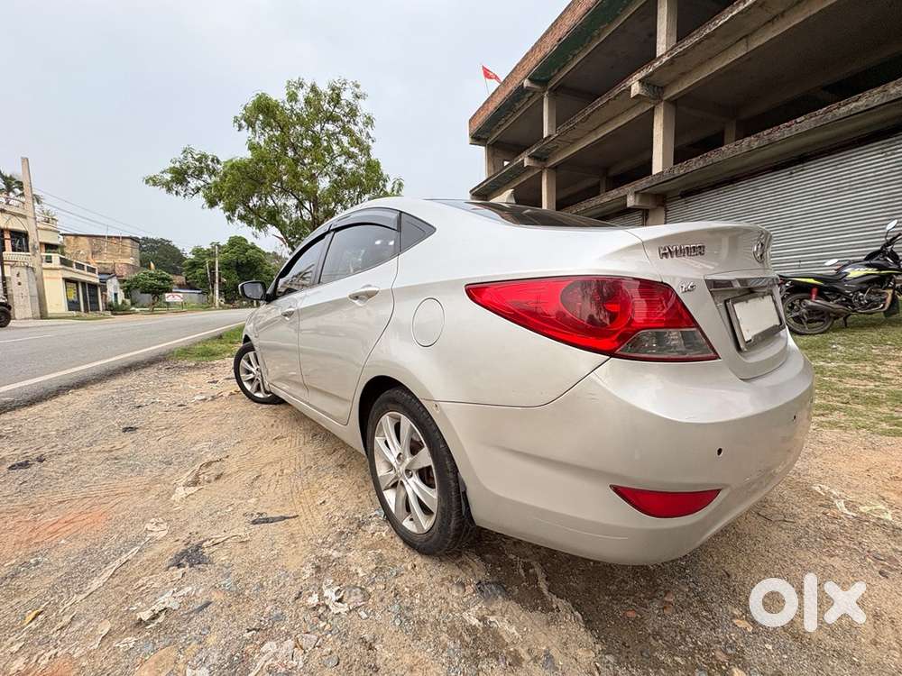 Hyundai Fluidic Verna 2012 Year