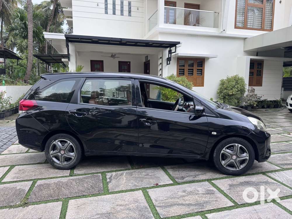 Honda Mobilio, 2014, Diesel