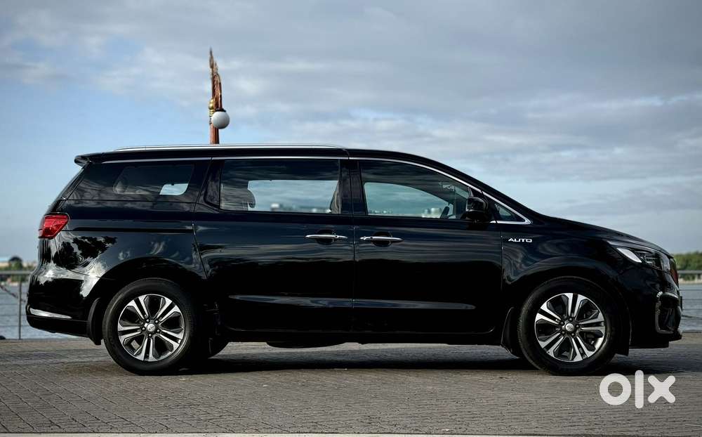 Kia Carnival Prestige, 2021, Diesel