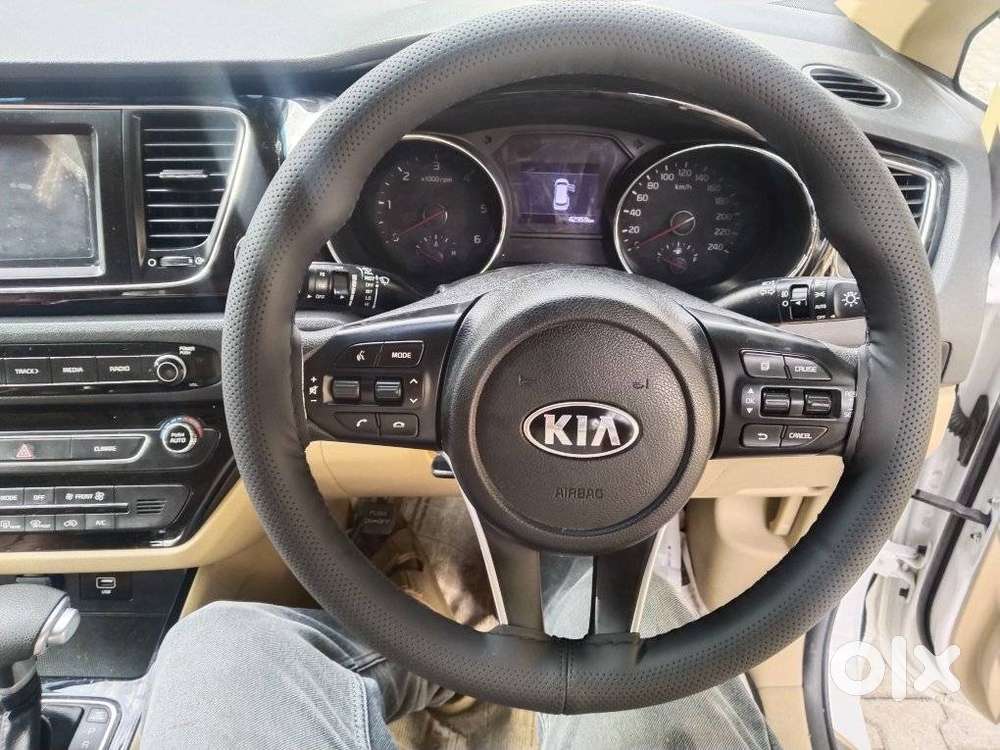 Kia Carnival Prestige, 2021, Diesel