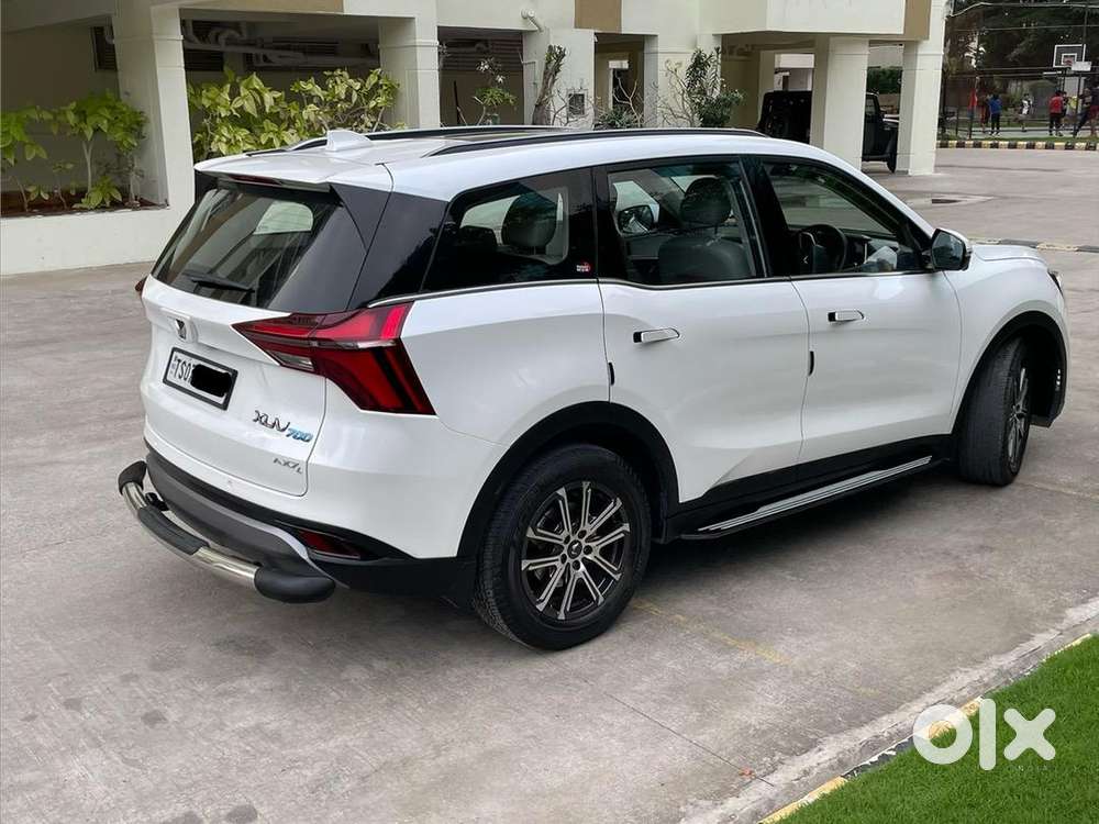 Mahindra Xuv700 2022 Petrol 33500 Km Driven