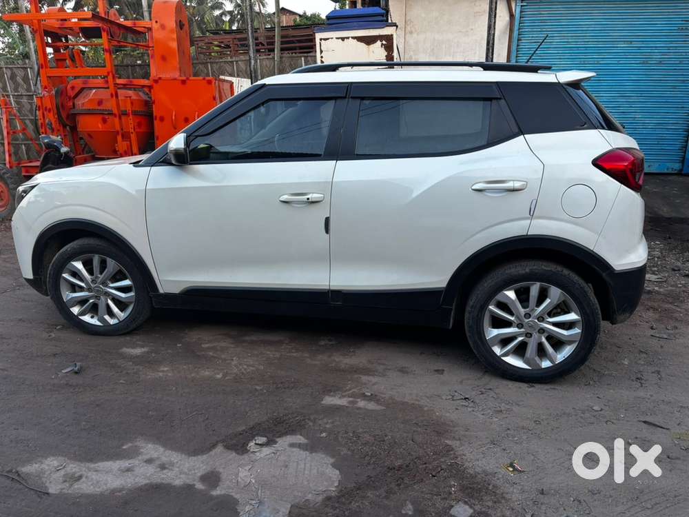 Mahindra Xuv300 2021 Petrol Well Maintained