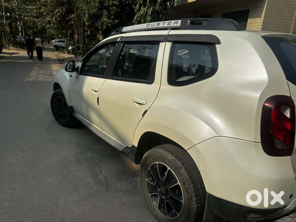 Renault Duster 2017 Manual, Very Good Condition