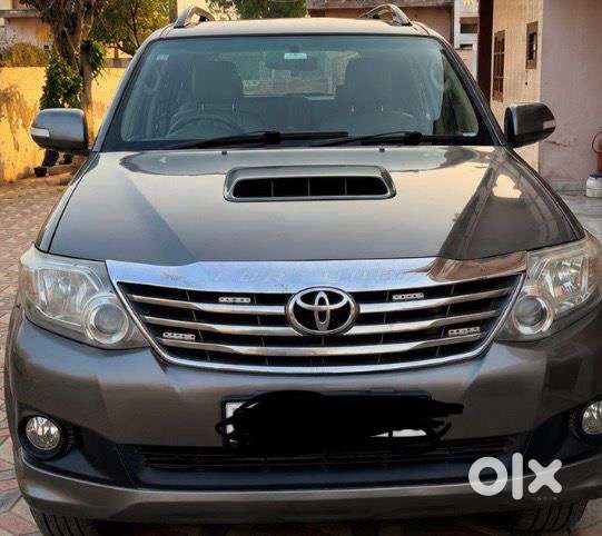 Toyota Fortuner Diesel 2013 Model