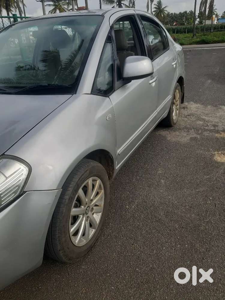 Maruti Suzuki Sx4 2010
