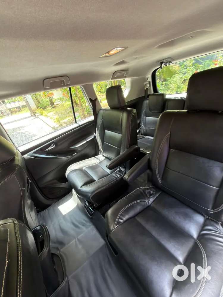 Toyota Innova Crysta 2019