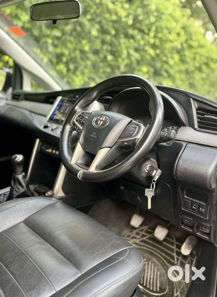 Toyota Innova Crysta 2.4 G Mt 8s, 2019, Diesel