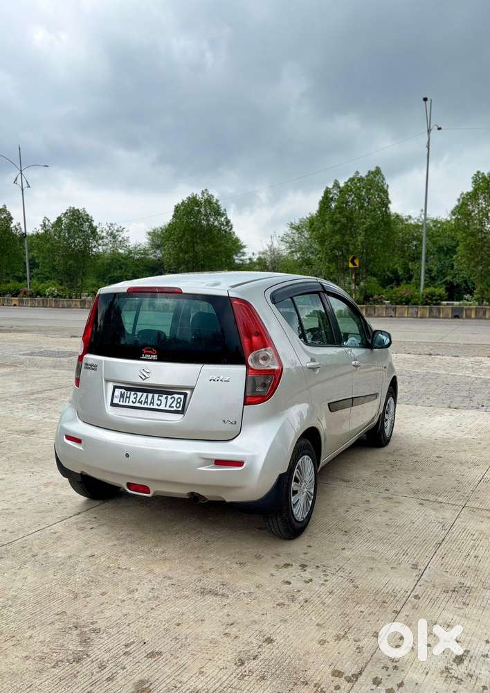 Maruti Suzuki Ritz Vxi, 2011, Petrol