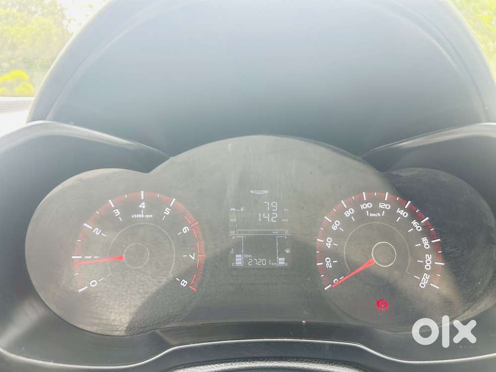 Mahindra Xuv300 W6, 2021, Petrol