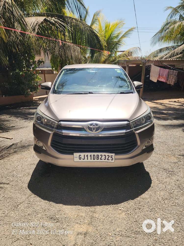 Toyota Innova Crysta 2017