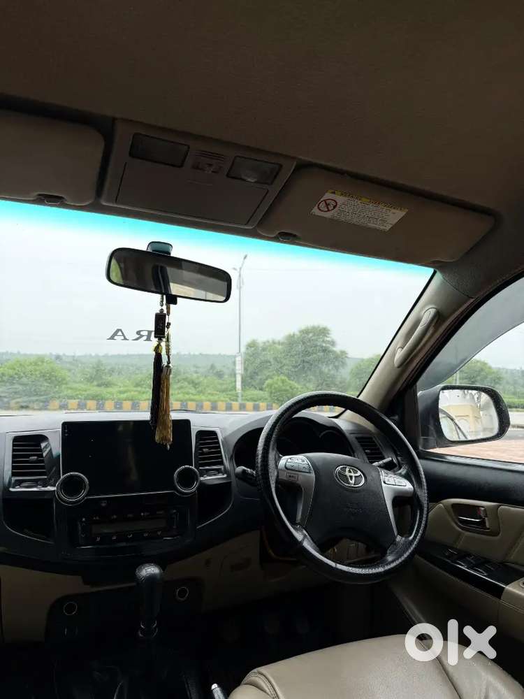 Toyota Fortuner 2015 Manual Diesel Suv