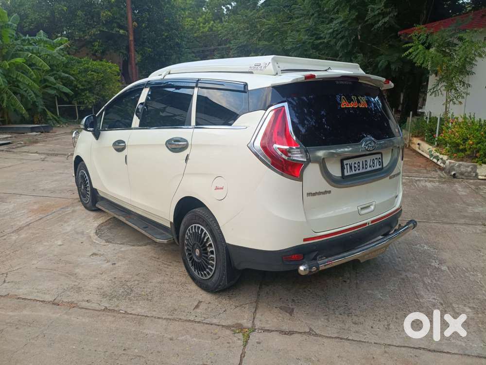 Mahindra Marazzo M2, 2019, Petrol