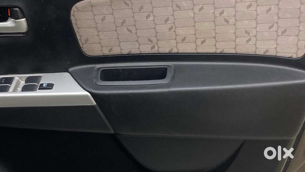 Maruti Suzuki Wagon R Vxi Amt, 2016, Petrol