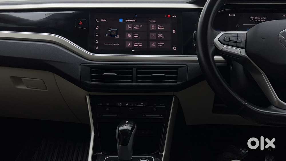 Volkswagen Virtus 1.0 Topline Tsi At, 2022, Petrol