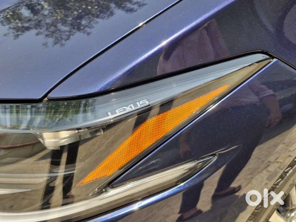 Lexus Es 300h Luxury, 2025, Petrol