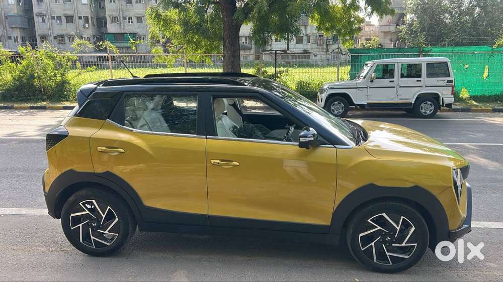 2026 Reg. Mahindra Xuv 3xo Ax7l Petrol Automatic (top Model)
