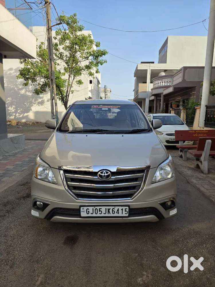 Toyota Innova Diesel 2015