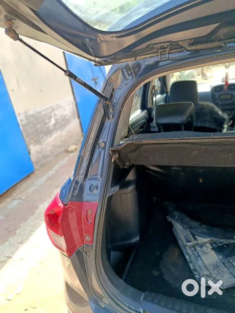 Brezza Zdi 2018/2019 First Owner 2no Chabi New Tyre First Party I