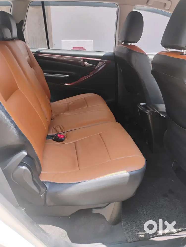 Toyota Innova Crysta 2017 Diesel Well Maintained