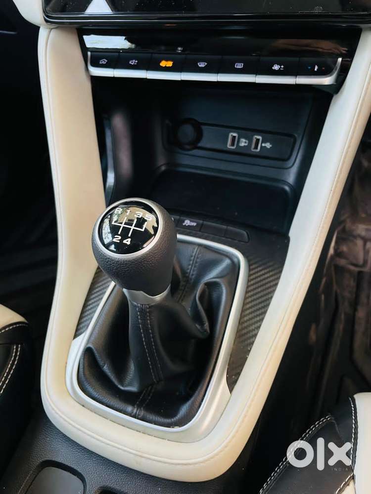 Mg Astor Select 1.5 Mt (ivory), 2023, Petrol