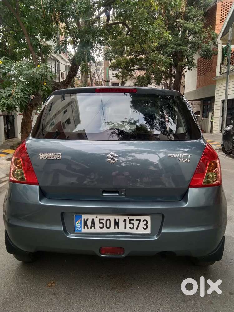 Maruti Suzuki Swift Vxi + Manual, 2011, Petrol