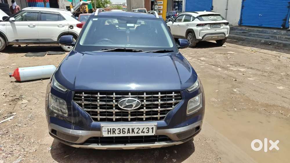 Hyundai Venue 2021, Cng & Hybrids, 70000 Km Driven,well Maintained