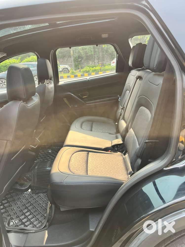 Tata Safari Accomplished Plus Dark Edition At, 2024, Diesel